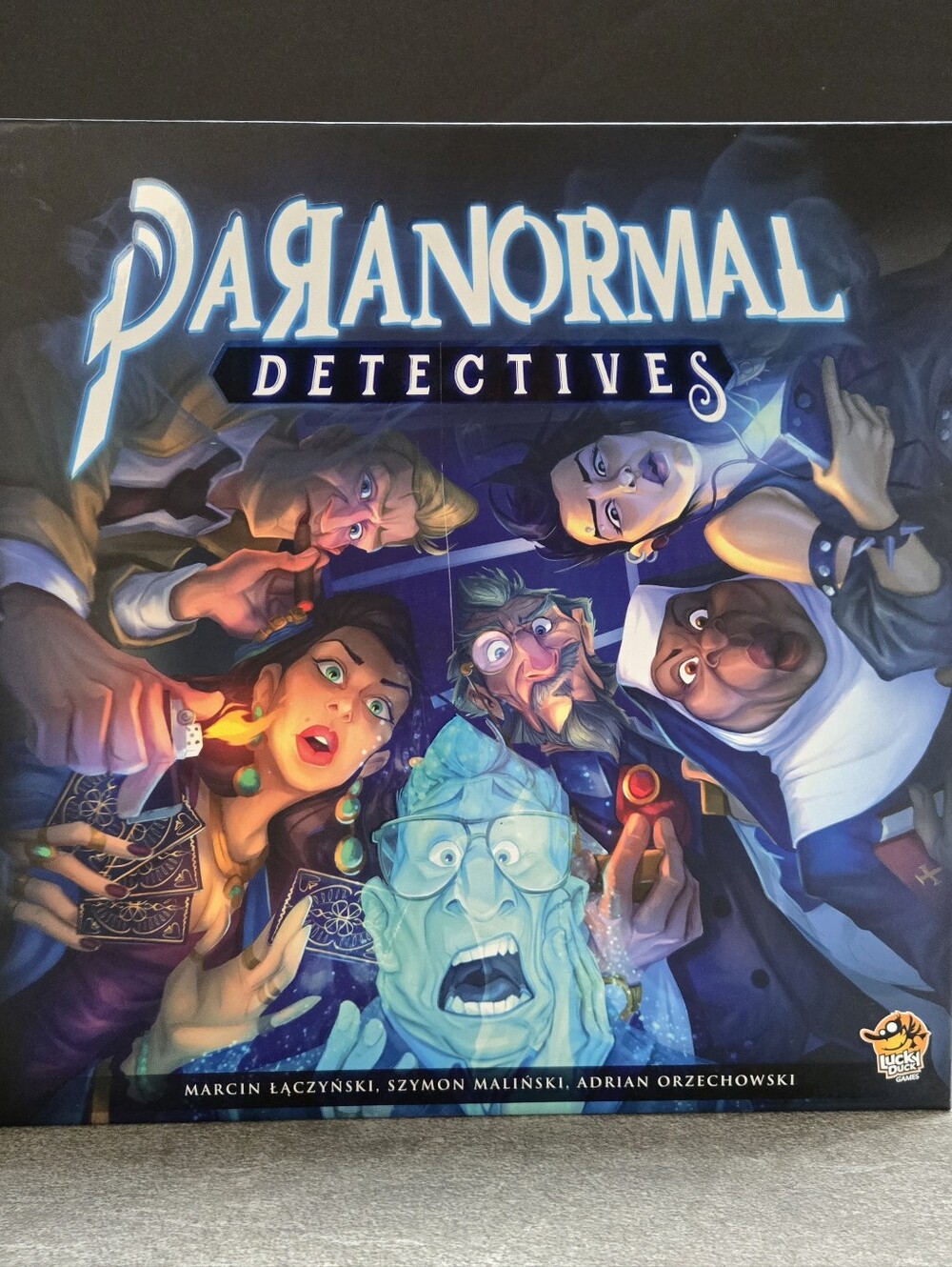 Paranormal Detectives - French Version Brand New!